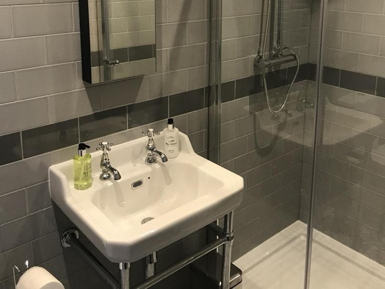 Hotel No.16 Seaham Zewnętrze zdjęcie A shower room