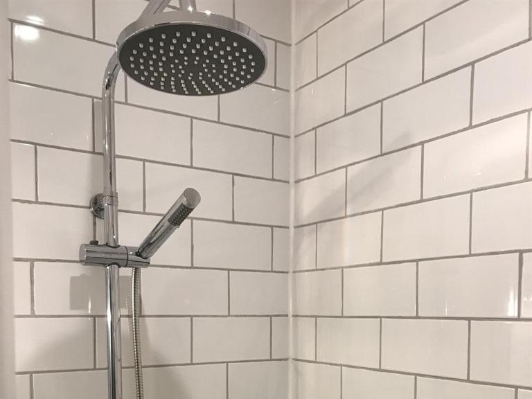 Hotel No.16 Seaham Pokój zdjęcie A shower