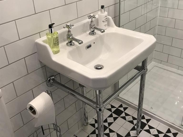 Hotel No.16 Seaham Pokój zdjęcie A modern washbasin